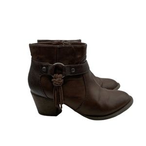 American Eagle Outfitters Tassel Buckle Booties‎